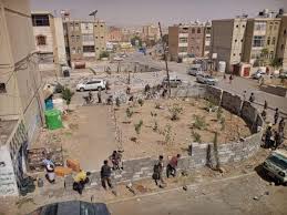 قوات أمنية حوثية تبسط على أراضي ومتنفسات سكان مدينة الحمدي بصنعاء ..!!